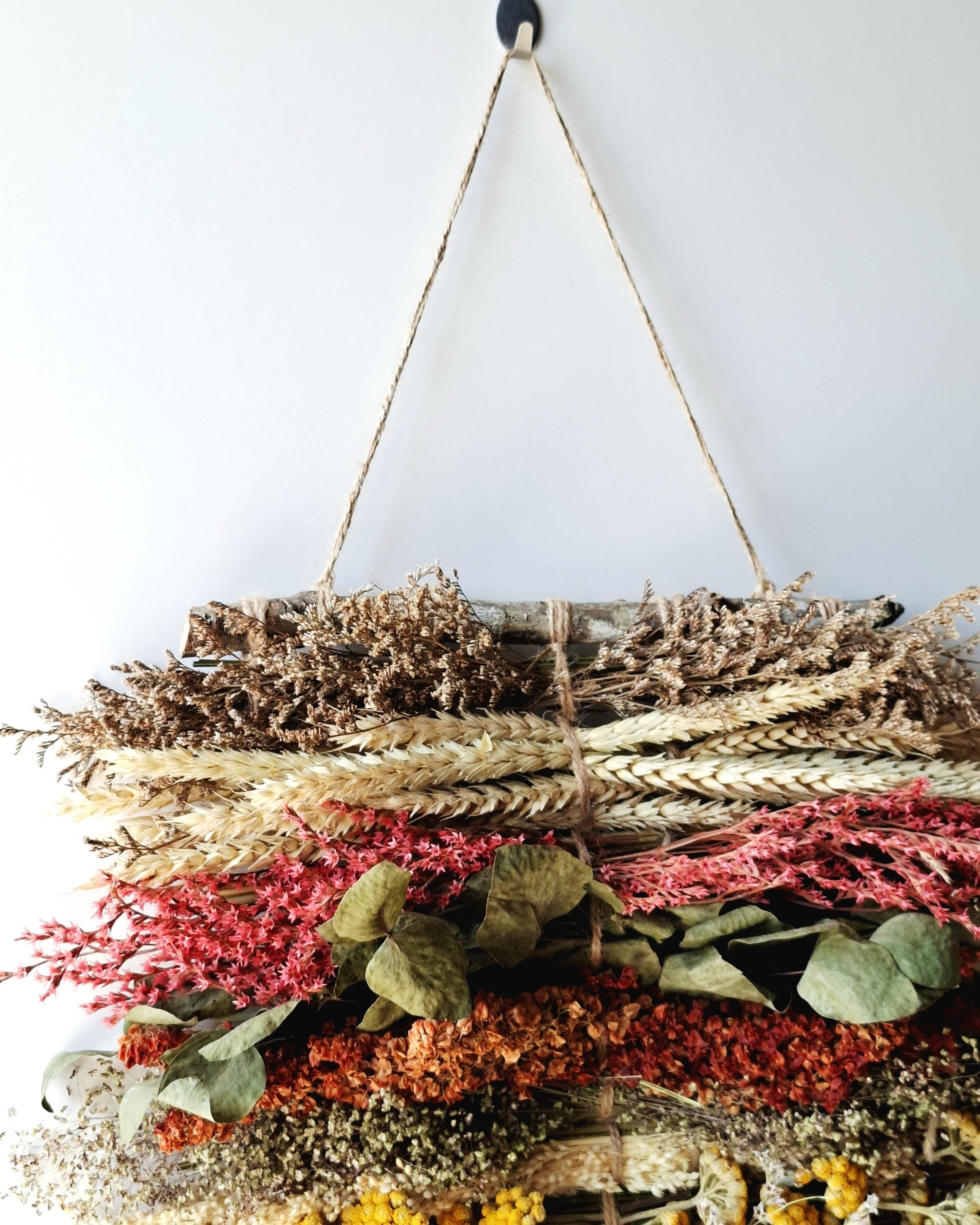 Dried Flower Wall Hanging, Boho Wall Decor, Natural Floral Wall Art, Rustic Home Decor, Handmade Wall Panel, Botanical Wall Hanging