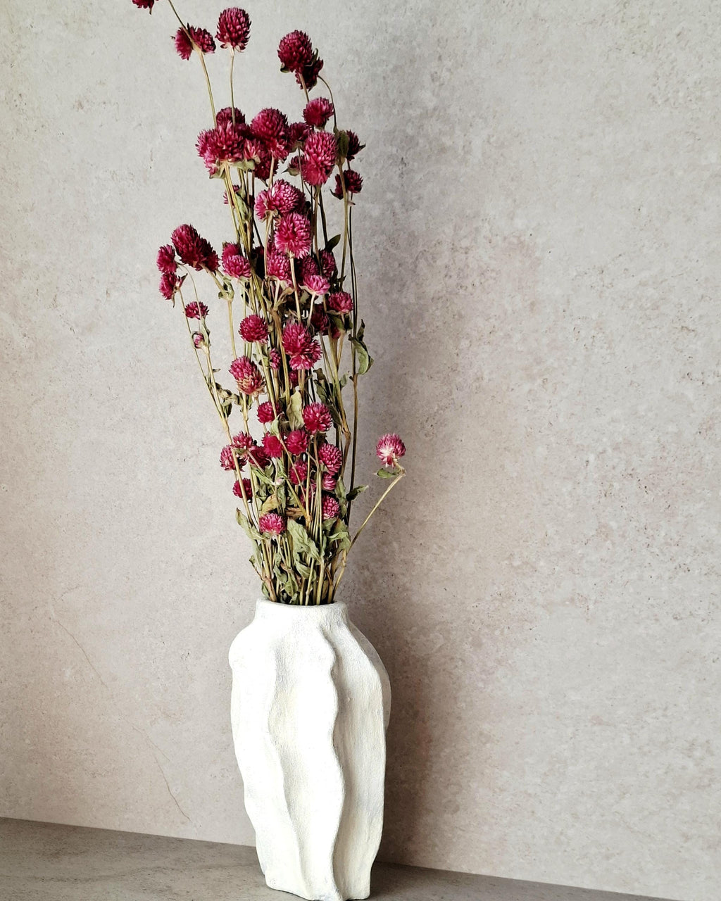 Bright Pink Dried Gomphrena Bouquet, Preserved Flowers, Natural Home Decor, Boho Minimalist Floral Arrangement, Ready to Ship