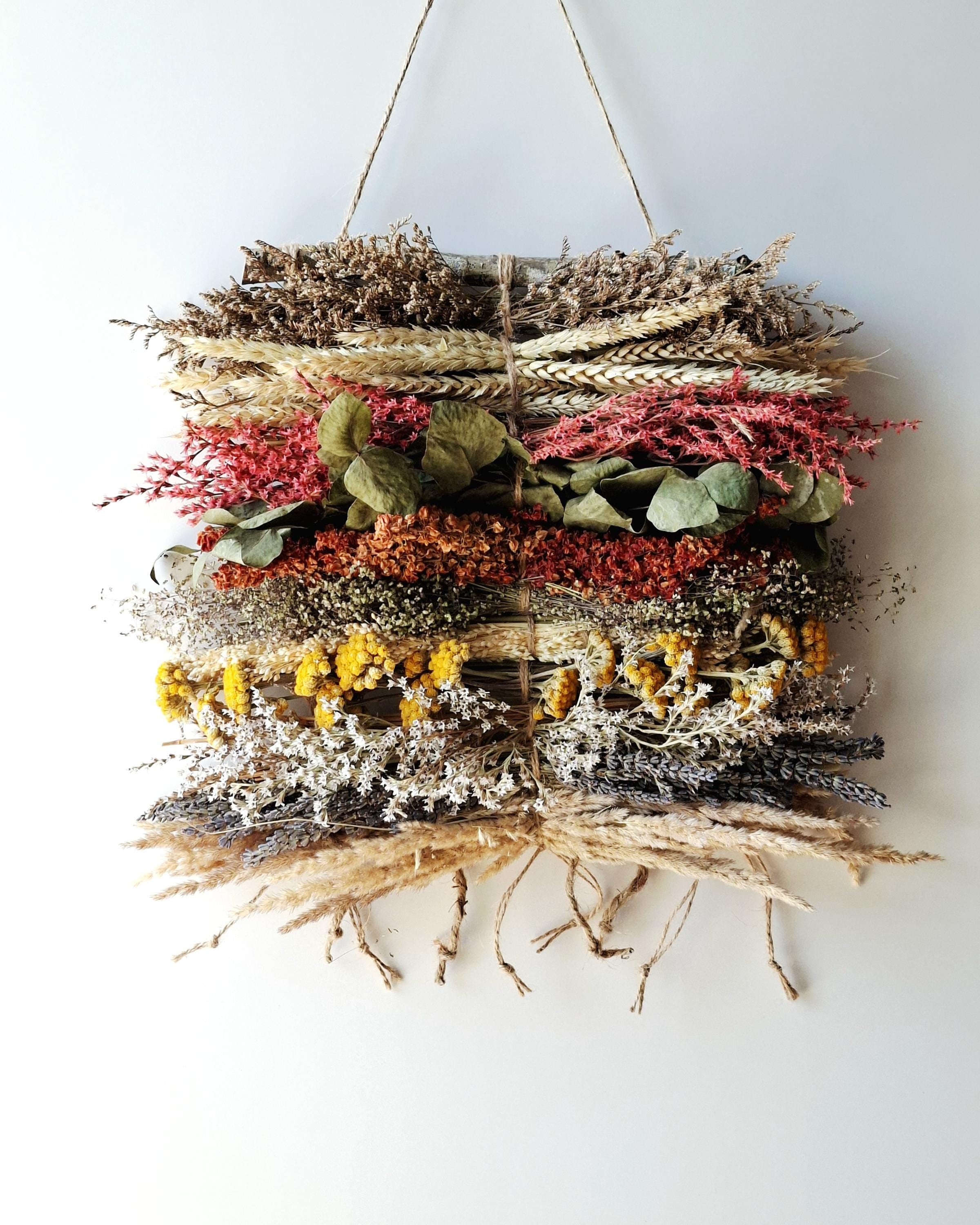 Dried Flower Wall Hanging, Boho Wall Decor, Natural Floral Wall Art, Rustic Home Decor, Handmade Wall Panel, Botanical Wall Hanging