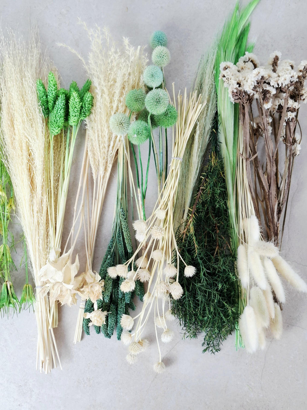 White & Green Dried Flower Box for Crafts – Botanical DIY Floral Kit, Natural Floral Supply Box for Resin Art, Candles Decor