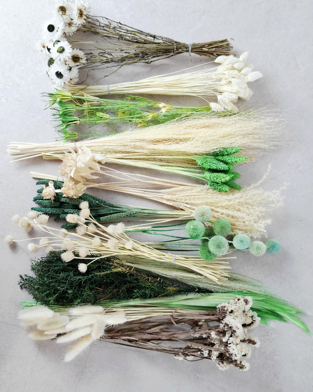 White & Green Dried Flower Box for Crafts – Botanical DIY Floral Kit, Natural Floral Supply Box for Resin Art, Candles Decor