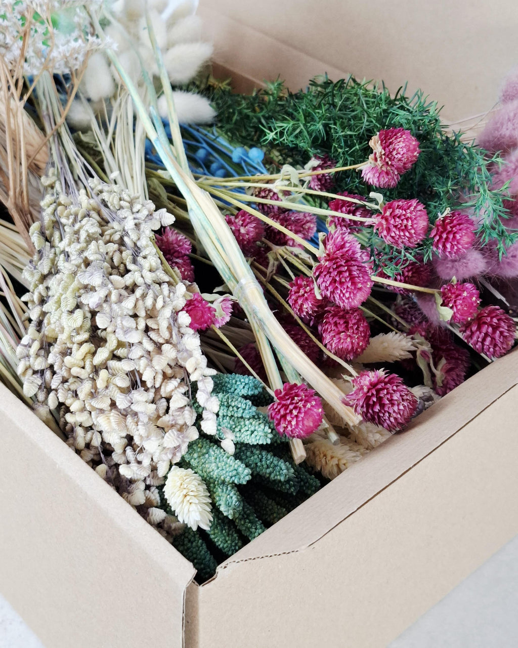 Rainbow Dried Flower Box for Crafts – DIY Dried Flower Box, Floral Craft Kit, Florist Supplies & Botanical Decor