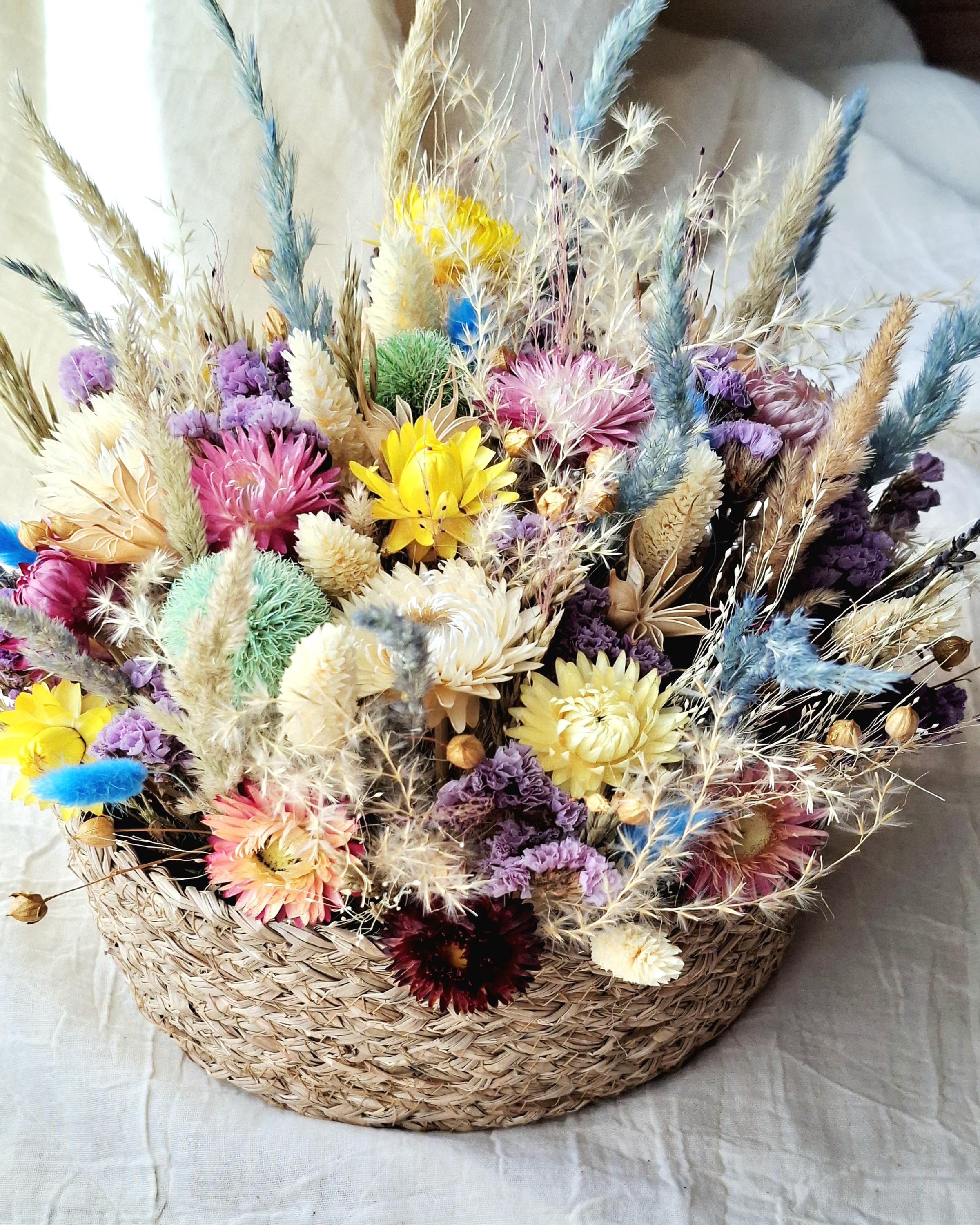 Colorful Dried Flower Basket, Preserved Floral Arrangement, Botanical Centerpiece, Modern Home Decor