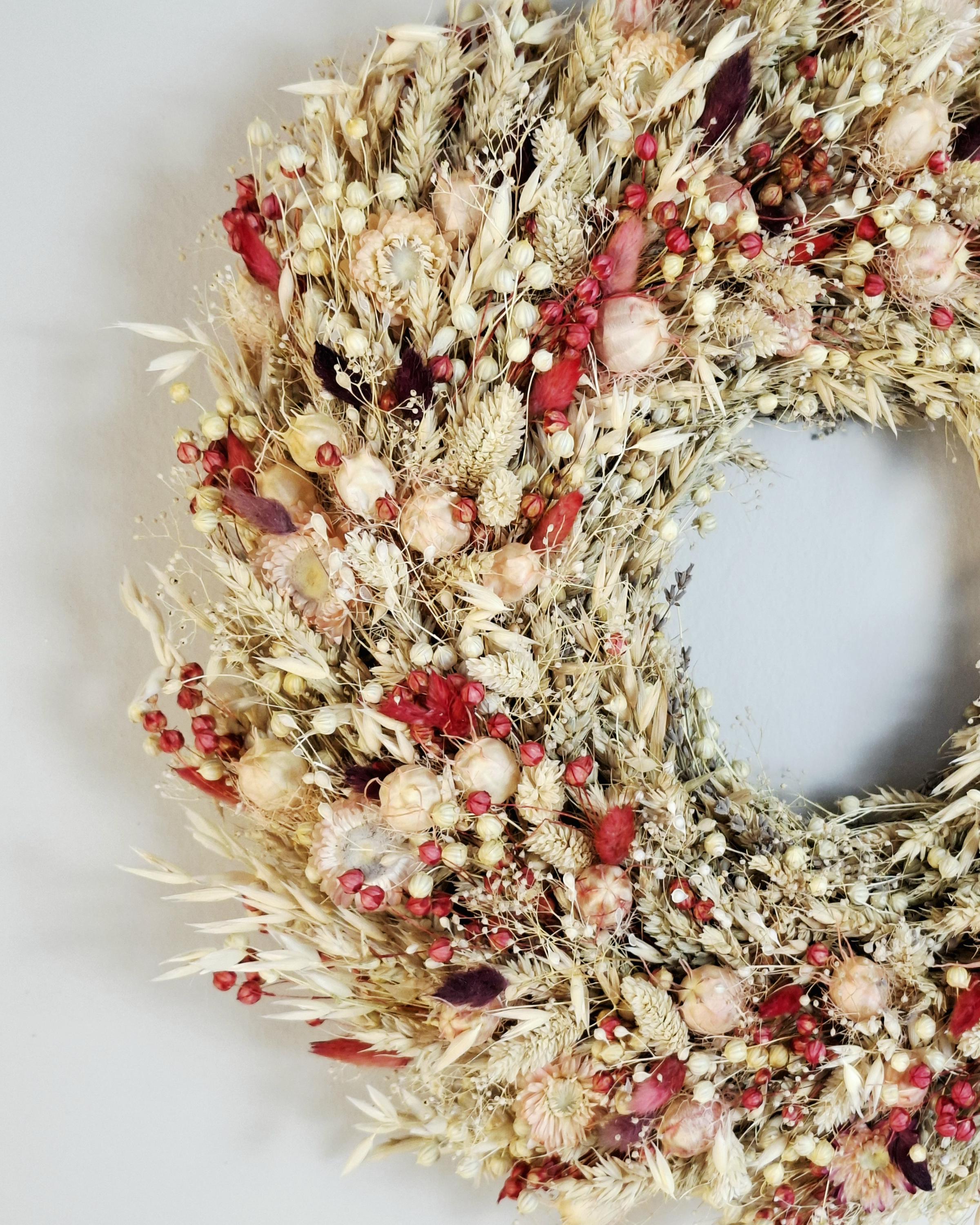 Dried Flower Wreath, Boho Wildflower Wreath, Neutral Floral Wall Decor, Rustic Farmhouse Door Wreath, Cottagecore Home Decor