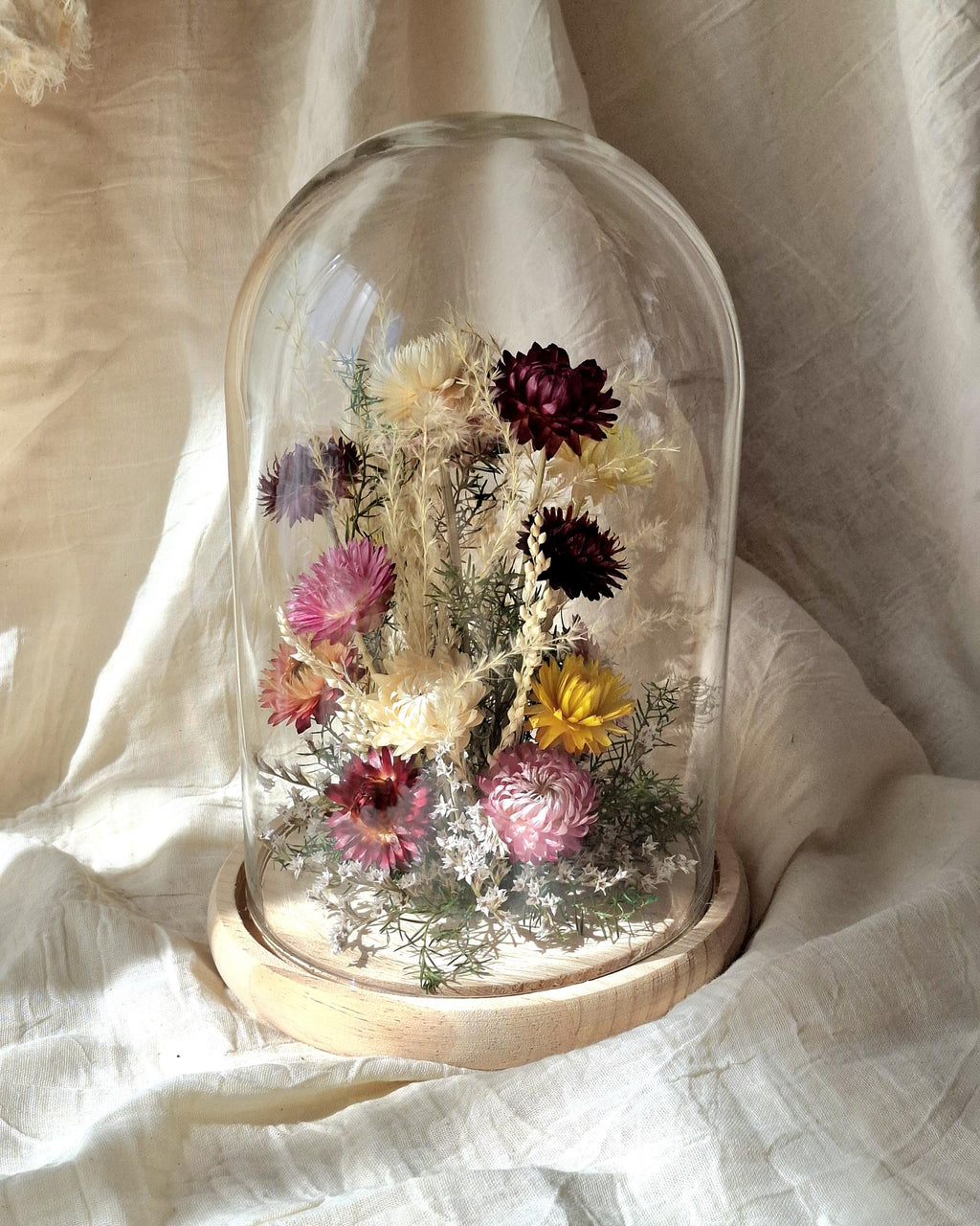 Dried Flower Glass Dome, Preserved Flower Arrangement, Botanical Decor, Cottagecore Home Decor, Glass Cloche Display, Unique Floral Gift