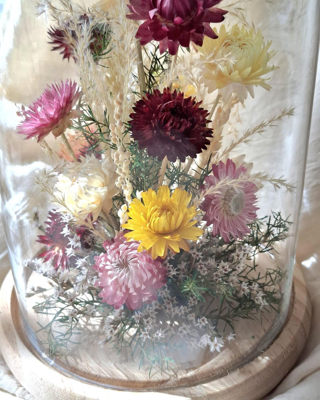 Dried Flower Glass Dome, Preserved Flower Arrangement, Botanical Decor, Cottagecore Home Decor, Glass Cloche Display, Unique Floral Gift