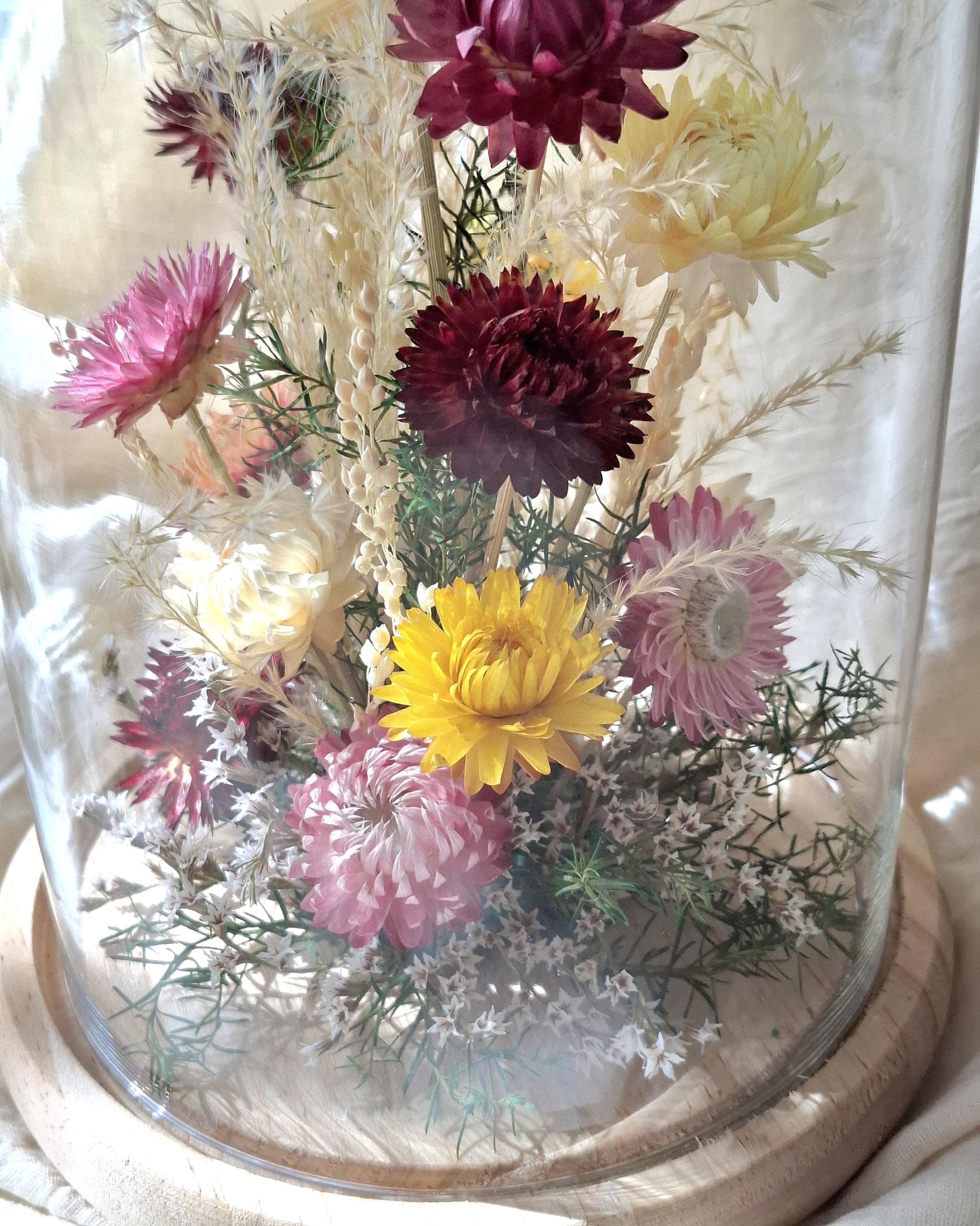 Dried Flower Glass Dome, Preserved Flower Arrangement, Botanical Decor, Cottagecore Home Decor, Glass Cloche Display, Unique Floral Gift